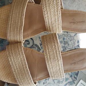 Universal Thread sandals